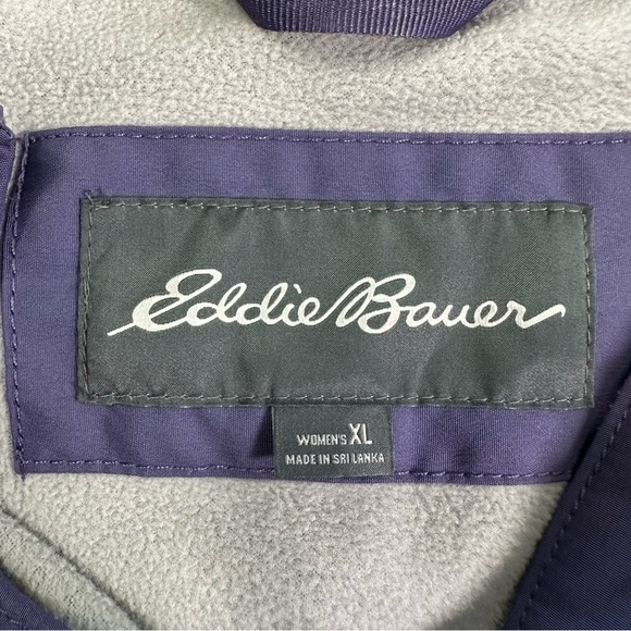 Eddie Bauer Women's Purple lightweight Water Repellent Ski Jacket - Picture 9 of 16